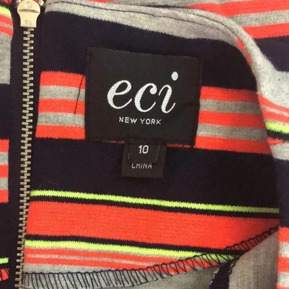 eci New York Abstract Striped Dress - Picture 4 of 7